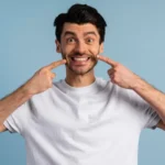 تبييض الاسنان